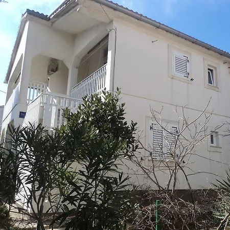 Apartamento Nina Silba